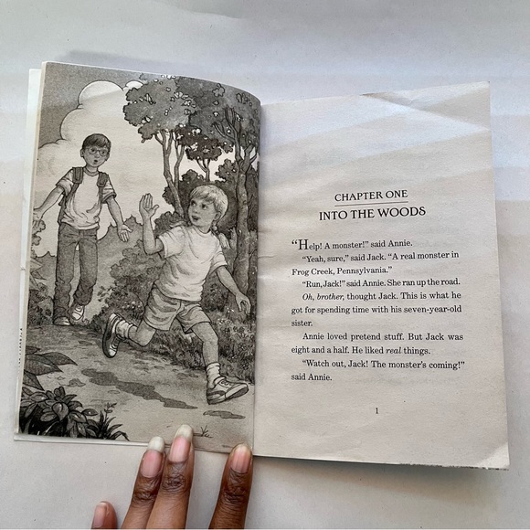 Magic Tree House Paperback Children’s Adventure Mystery Chapter Books 1-4 - Picture 3 of 12